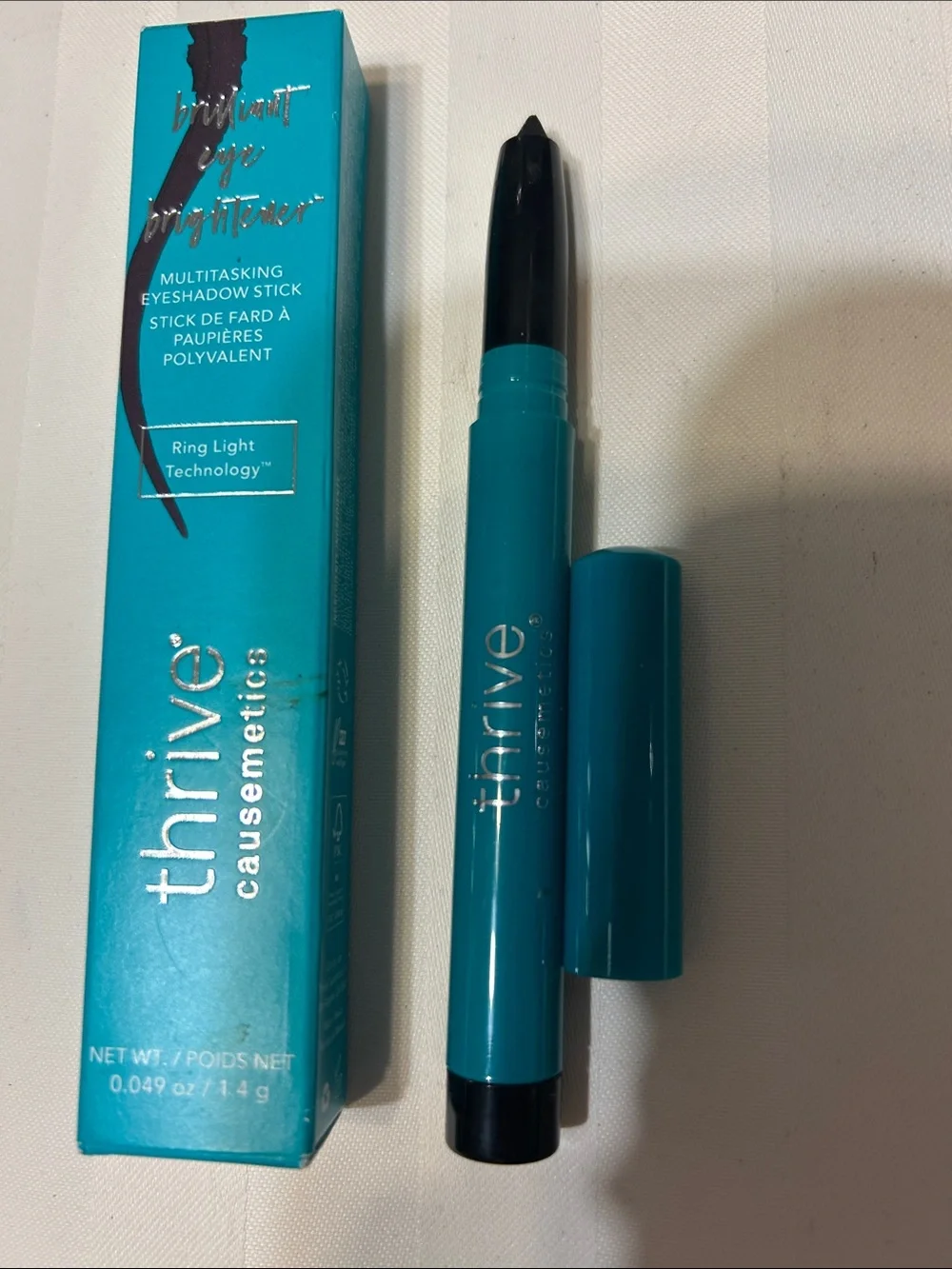 THRIVE causemetics Eye Brightening  Eyeshadow Stick black Matte  Shade Lauren